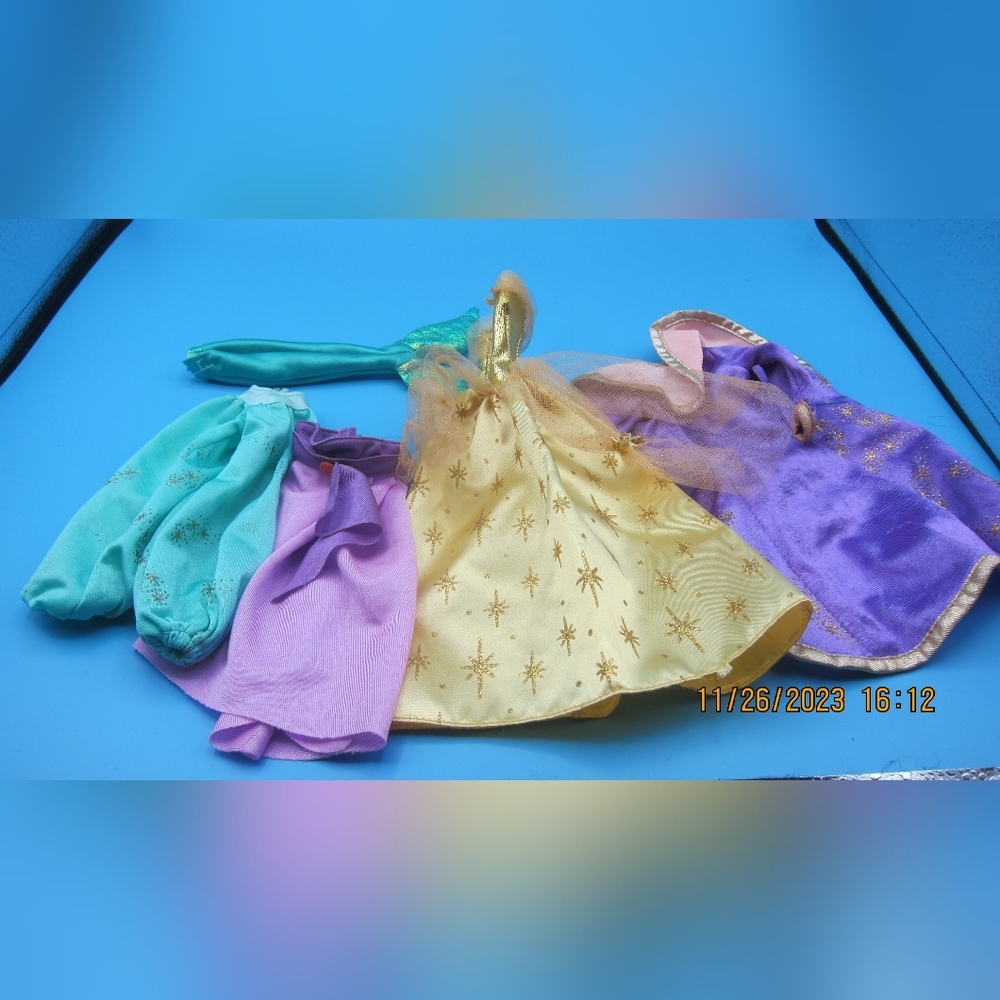 Vintage Disney 5 piece LOT doll clothing. Pre-owned purple gold blue green